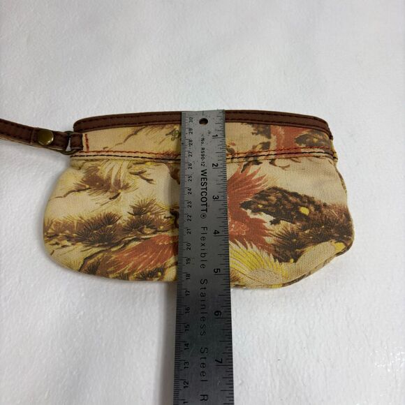 Lucky Brand Vintage Wristlet Coin Purse With Zipper and Strap - Picture 8 of 10